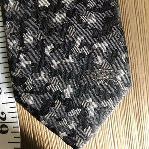 BURBERRY London Handmade Camo Tie Black Grey White